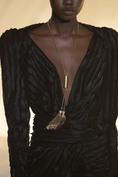 Look 8